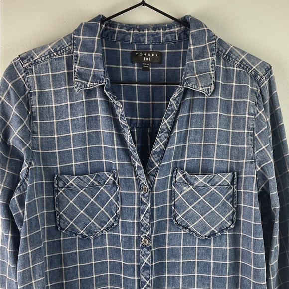 Tinsel Distressed Blue Plaid Casual Button Down Shirt Size M - Picture 3 of 6